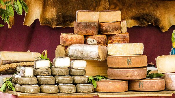 پنیرهای متنوع بخشی از مواد غذایی است که برای ورزشکاران بازی های المپیک پاریس در نظر گرفته شده است