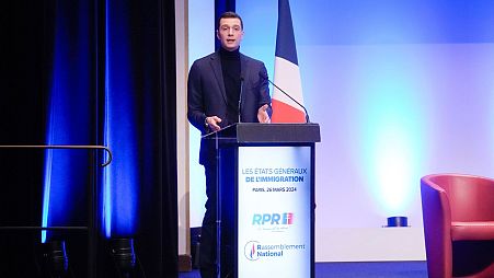 جُردن باردلا، رئیس و سرفهرست حزب راست افراطی «اجتماع ملی» فرانسه در انتخابات پارلمان اروپا