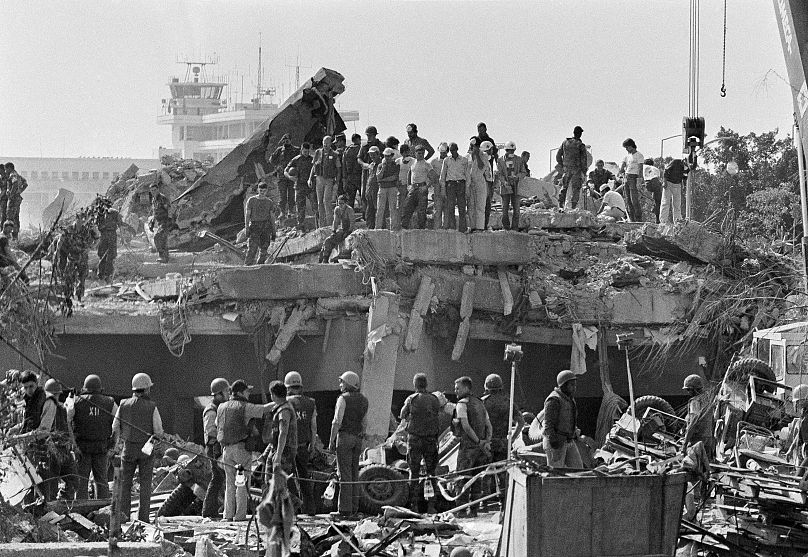 بمبگذاری انتخاری در پادگان تفنگداران آمریکایی در بیروت ۲۴ اکتبر ۱۹۸۳