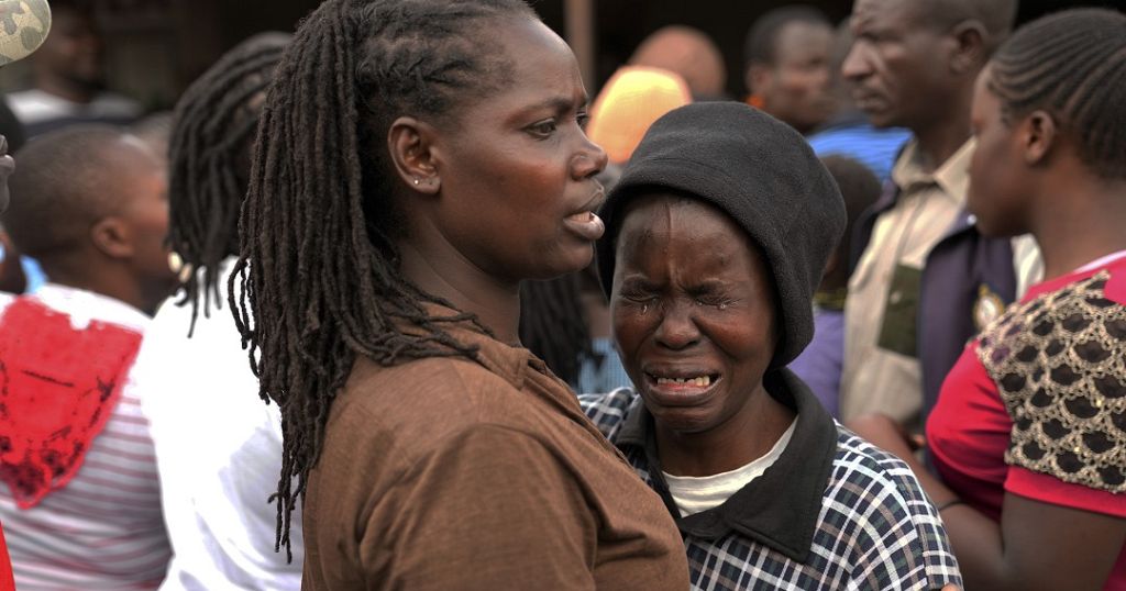 Death toll from floods rises in Kenya as evacuations continue Death toll from floods rises in Kenya as evacuations continue