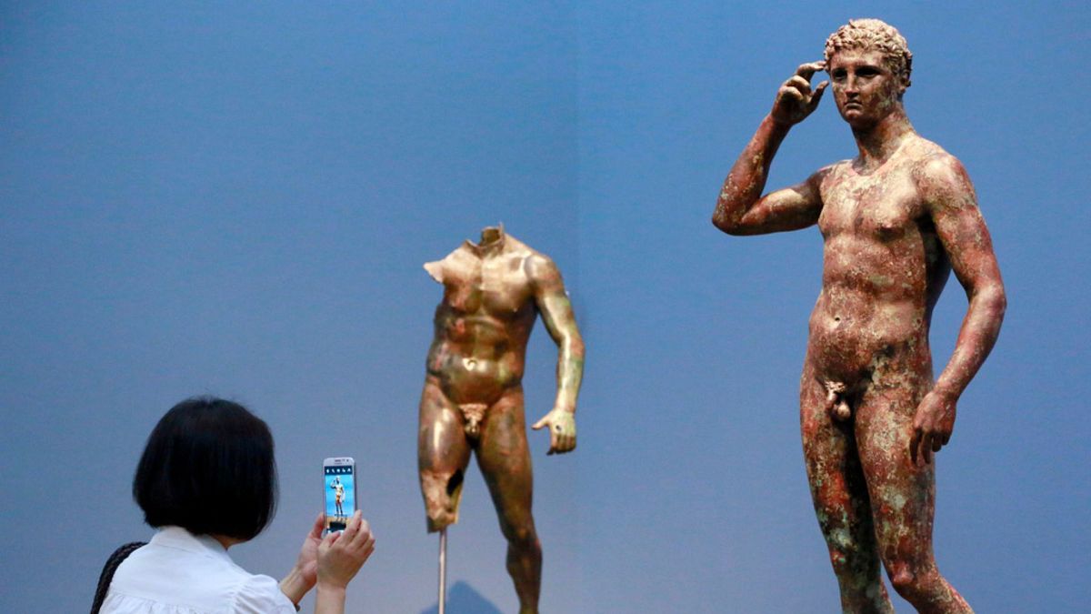 European court affirms Italy's right to seize ancient bronze statue from LA's Getty Museum thumbnail