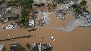 A Jacui folyó árvize a Brazília déli részén, Rio Grande do Sul államban lévő Praia de Paquetában 2024. május 3-án.