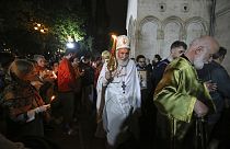 A legtöbb nyugati katolikus egyházzal ellentétben az ortodoxok a régebbi Julián-naptárat követik