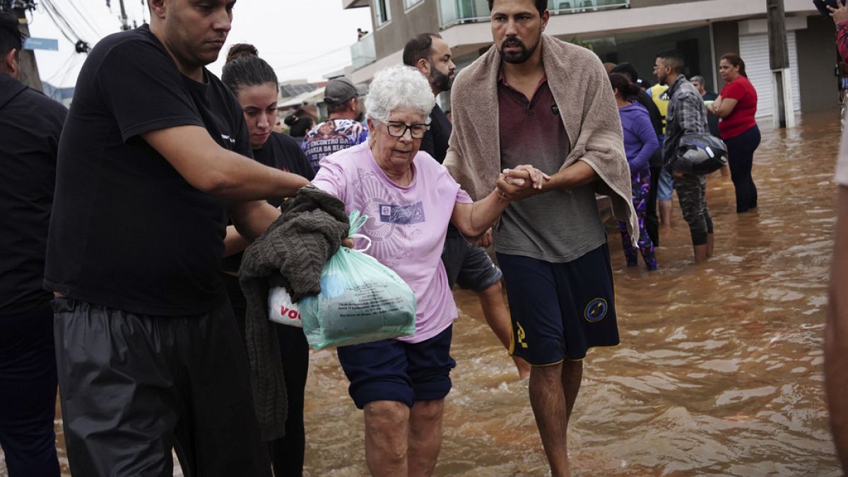 Floods in southern Brazil kill at least 75 people - is climate change to blame? thumbnail