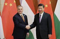 الرئيس الصيني شي جينبينغ ورئيس الحكومة المجري فيكتور أوربان 
