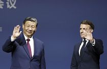 Il presidente francese Emmanuel Macron e il presidente cinese Xi Jinping partecipano alla sesta riunione del Consiglio d'affari franco-cinese a Parigi, 6 maggio 2024