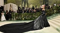Coprésidente du Met Gala 2024, l'actrice Zendaya a sublimé le catwalk