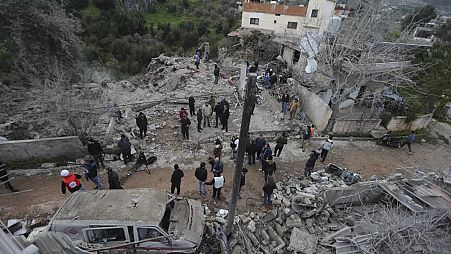 İsrail ordusunun, Lübnan'ın güneyinde bir sağlık merkezine düzenlediği hava saldırısında 7 kişi haytını kaybetmişti