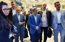 محمود احمدی نژاد، رئیس جمهوری سابق ایران با اسکورت امنیتی وارد بوداپست، پایتخت مجارستان می‌شود