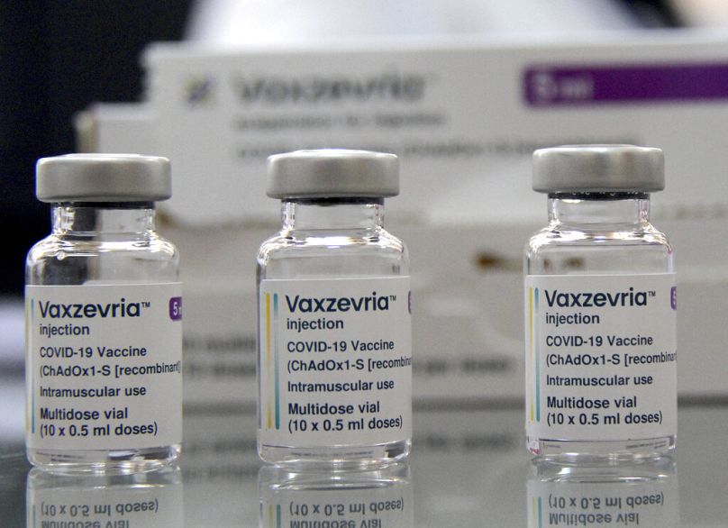 Des flacons du vaccin anti covid de Astrazeneca