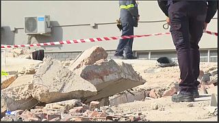  South Africa launches investigations into building collapse