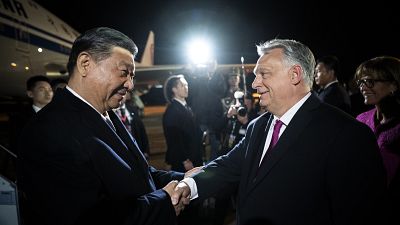Il primo ministro ungherese Viktor Orban accoglie il presidente cinese Xi Jinping a Budapest, 8 maggio 2024 