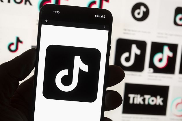 TikTok to start labeling AI-generated content 