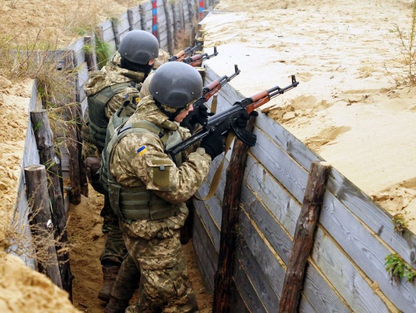 Ukrán katonák a védvonalban