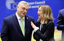 Líderes da Itália, Georgia Meloni, e da Hungria, Viktor Orbán
