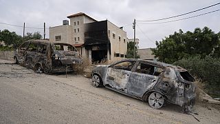 Batı Şeria'nın Duma köyünde yaşayan İbrahim Davabşa isimli Filistinlinin evi ve araçları, Yahudi yerleşimciler tarafından ateşe verildi