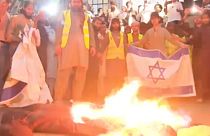 إحراق العلم الإسرائيلي في كراتشي