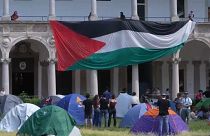 A gázai lakossággal szolidaritást hirdető hallgatók demonstrációja a Milánói Egyetemen
