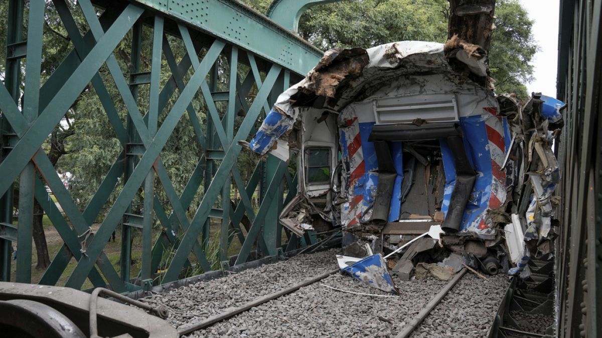 Εικόνα από το σιδηροδρομικό ατύχημα