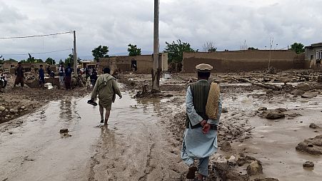 Afganistan'da sel: 300'den fazla kişinin öldü; binden fazla ev yıkıldı