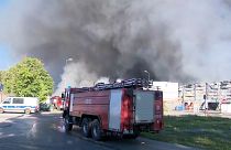 المجمع التجاري في وارسو الذي التهمته النيران