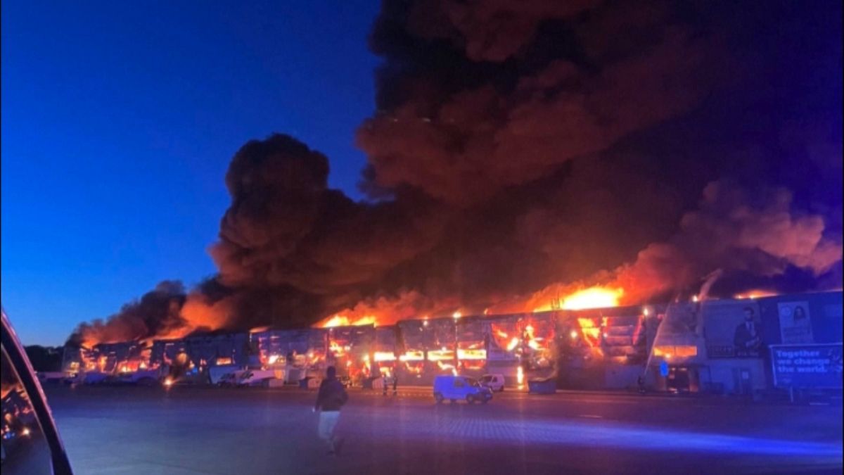 W warszawskim centrum handlowym liczącym 1400 sklepów wybuchł poważny pożar