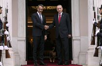 الرئيس التركي رجب طيب لأردوغان ورئيس الوزراء اليوناني كيرياكوس ميتسوتاكيس 