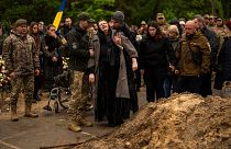 سوگواری برای سرباز کشته شده اوکراینی در جبهه خارکیف