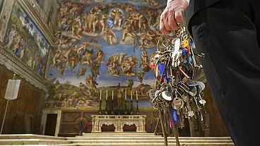 Il mazzo di chiavi dei Musei Vaticani in mano al clavigero