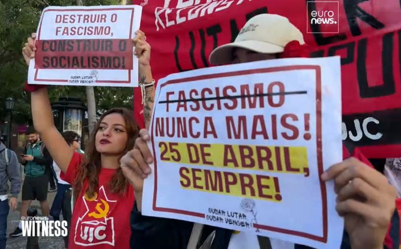 La manifestazione del 25 aprile a Lisbona