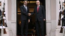 Kiriákosz Micotákisz görög kormányfő és Recep Tayyip Erdogan török elnök