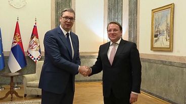 El Presidente serbio, Aleksandar Vučić, recibe en Belgrado al Comisario de Ampliación de la UE, Oliver Varhelyi.