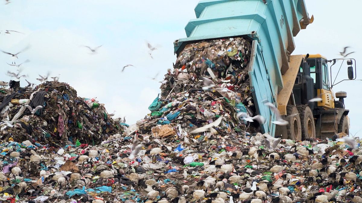 ¿Qué hace la UE para combatir el tráfico ilegal de residuos?