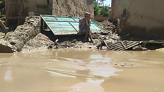 Mehr als 300 Tote nach Regenfällen und Überschwemmungen