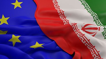 عکس تزئیتی از پرچم‌های ایران و اتحادیه اروپا