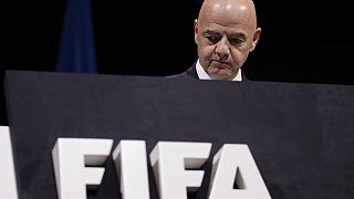 Football: FIFA authorizes national league matches abroad
