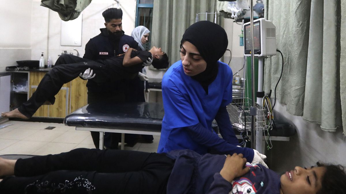 Brussels asks EU countries to accept patients evacuated from Gaza thumbnail