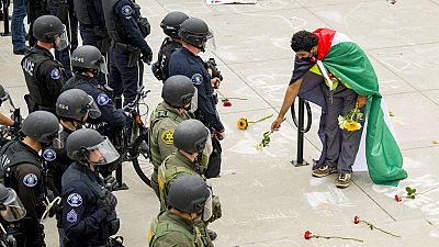  مواجهات بين الشرطة ومحتجون مناصرون للقضية الفلسطينية