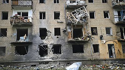 Palazzo distrutto dalle bombe russe