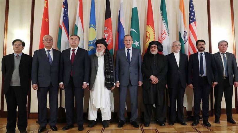 Szergej Lavrov 2019-ben, tálib vezető oldalán Moszkvában