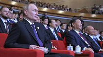 Путин и Си Цзиньпин на концерте в Пекине