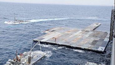 الجيش الأمريكي يعلن انتهاء بناء الرصيف البحري العائم على سواحل قطاع غزة