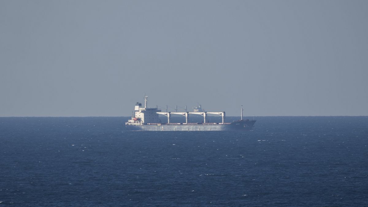 Spain denies stopover of ship  reportedly carrying arms to Israel thumbnail