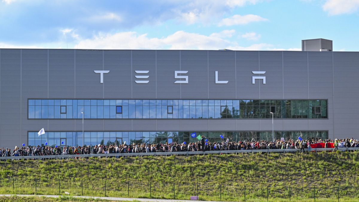 Tesla gets green light to expand German plant as protesters win revision to plans thumbnail