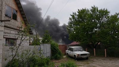 حريق هائل في أوديسا بعد الغارة الجوية الروسية، 17 آيار 2024
