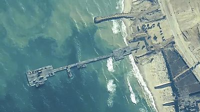 الرصيف البحري الذي شيده الجيش الأمريكي على سواحل غزة
