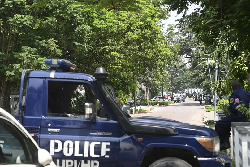 الشرطة الكونغولية تعمل على تأمين الأمن في شوارع العاصمة كينشاسا