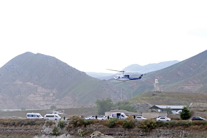 Kazadan önce çekilen, Cumhurbaşkanı Reisi'yi taşıyan ABD yapımı helikopter