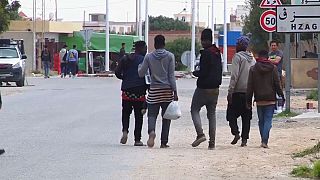 Tunisie : des migrants en transit demandent à rejoindre l'Europe 