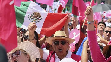 Concentración de partidarios de la oposición el domingo en el centro de Ciudad de México